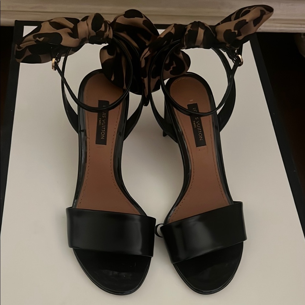 Louis Vuitton Black and Brown Heels with Ankle Straps